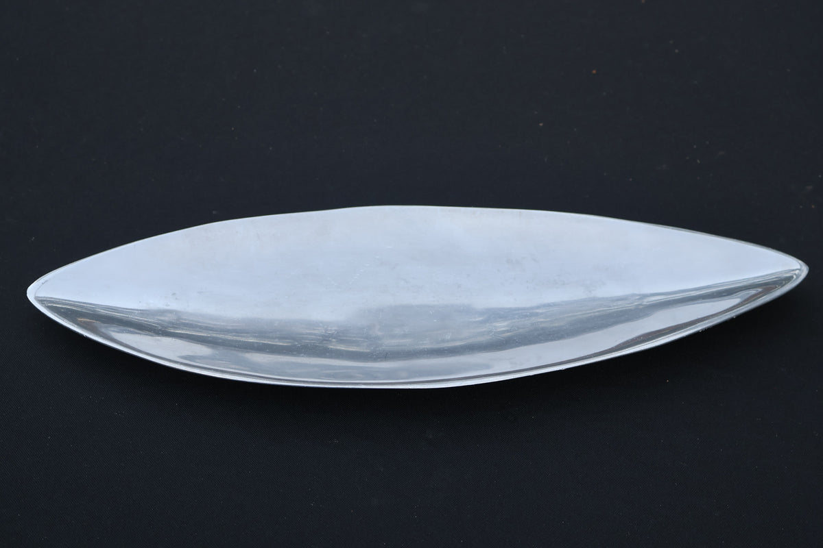 Nambé Leaf-Shaped Dish #550