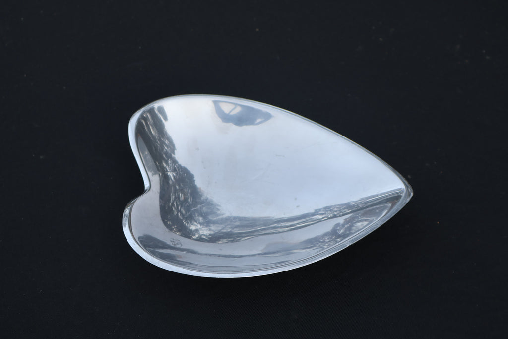 Nambé Heart-Shaped Alloy Bowl #118B – 1987