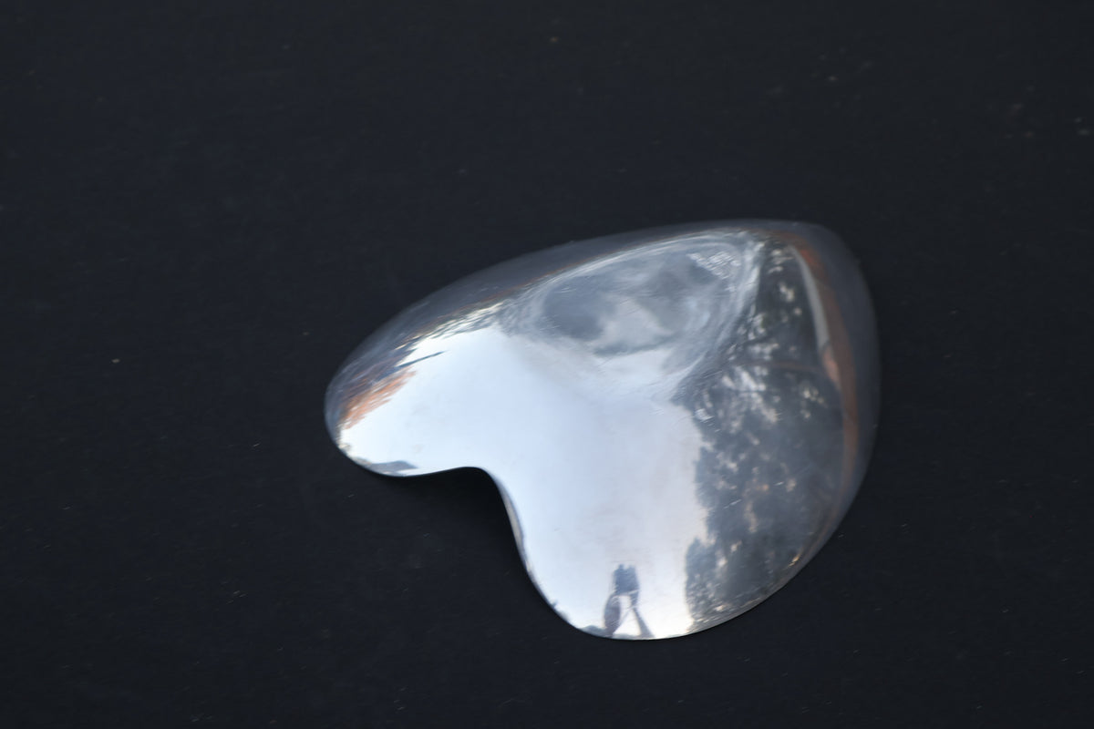 Nambé Heart-Shaped Alloy Bowl #118B – 1987