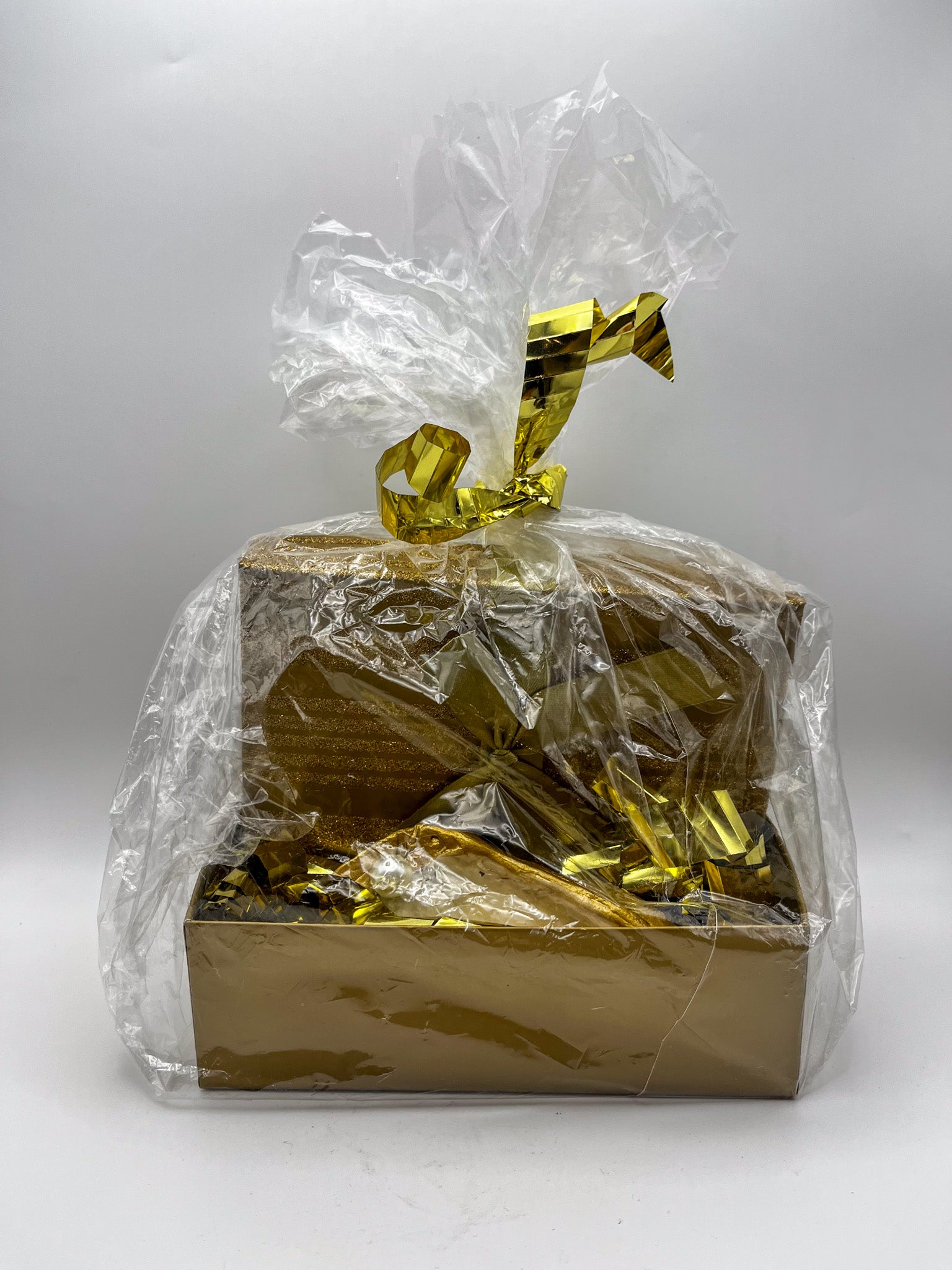 Gold Gilded & Pearl Oyster Shell Jewelry Holder